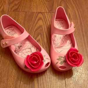 Mini Melissa size 8 toddler